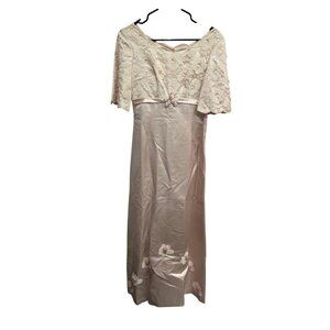 Vintage Pink Lace Satin Floral Embroidery Short Sleeve Timeless Elegant Gown